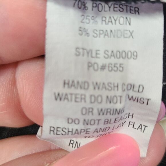 Popular Basics Medium Stretchy Seamed Black Bodycon Pencil Pull-On Mini Skirt - Picture 4 of 4